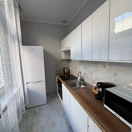 Kapitanska 아파트 *